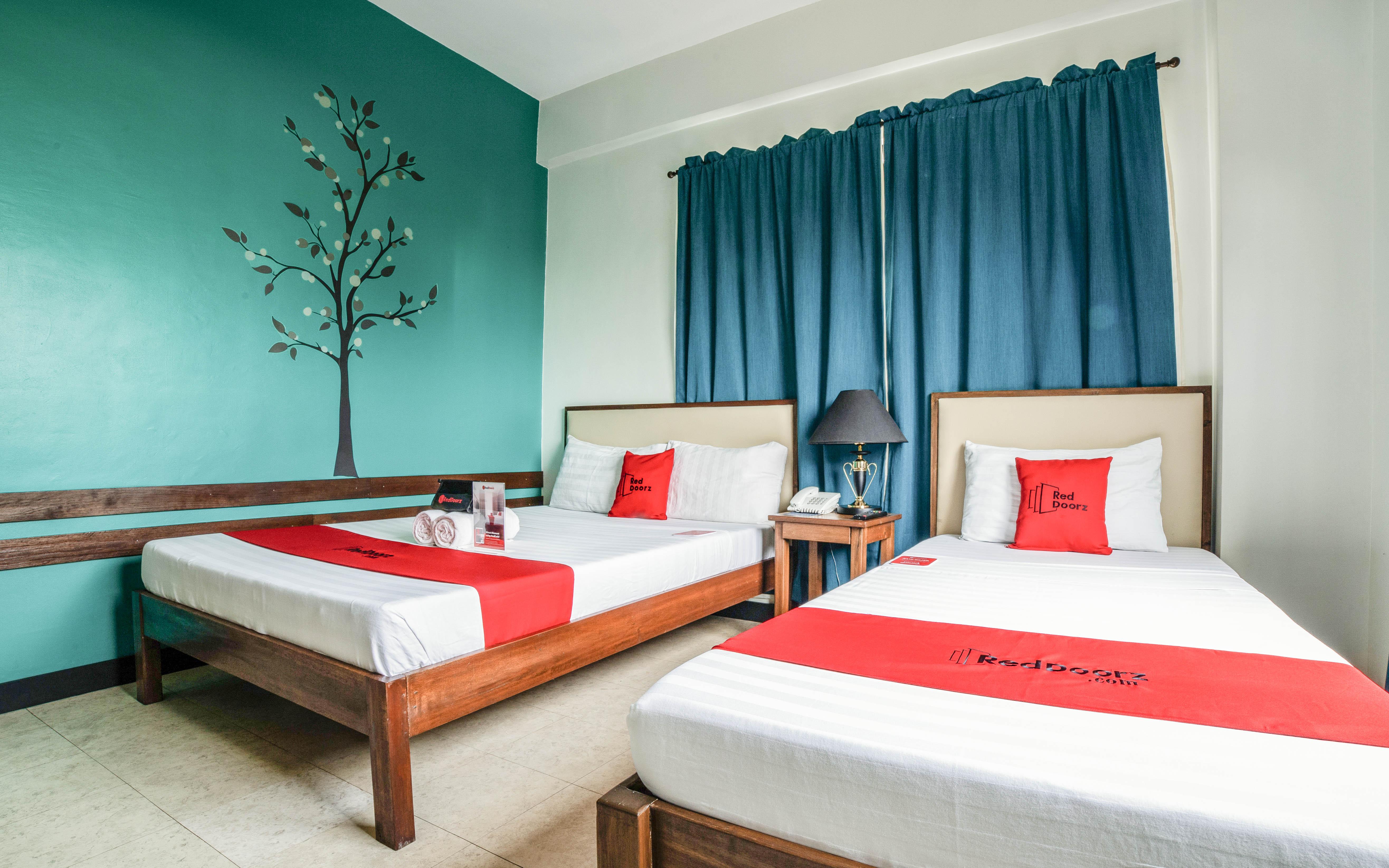 Reddoorz Plus Near Rizal Junction Пуэрто-Принцеса Экстерьер фото