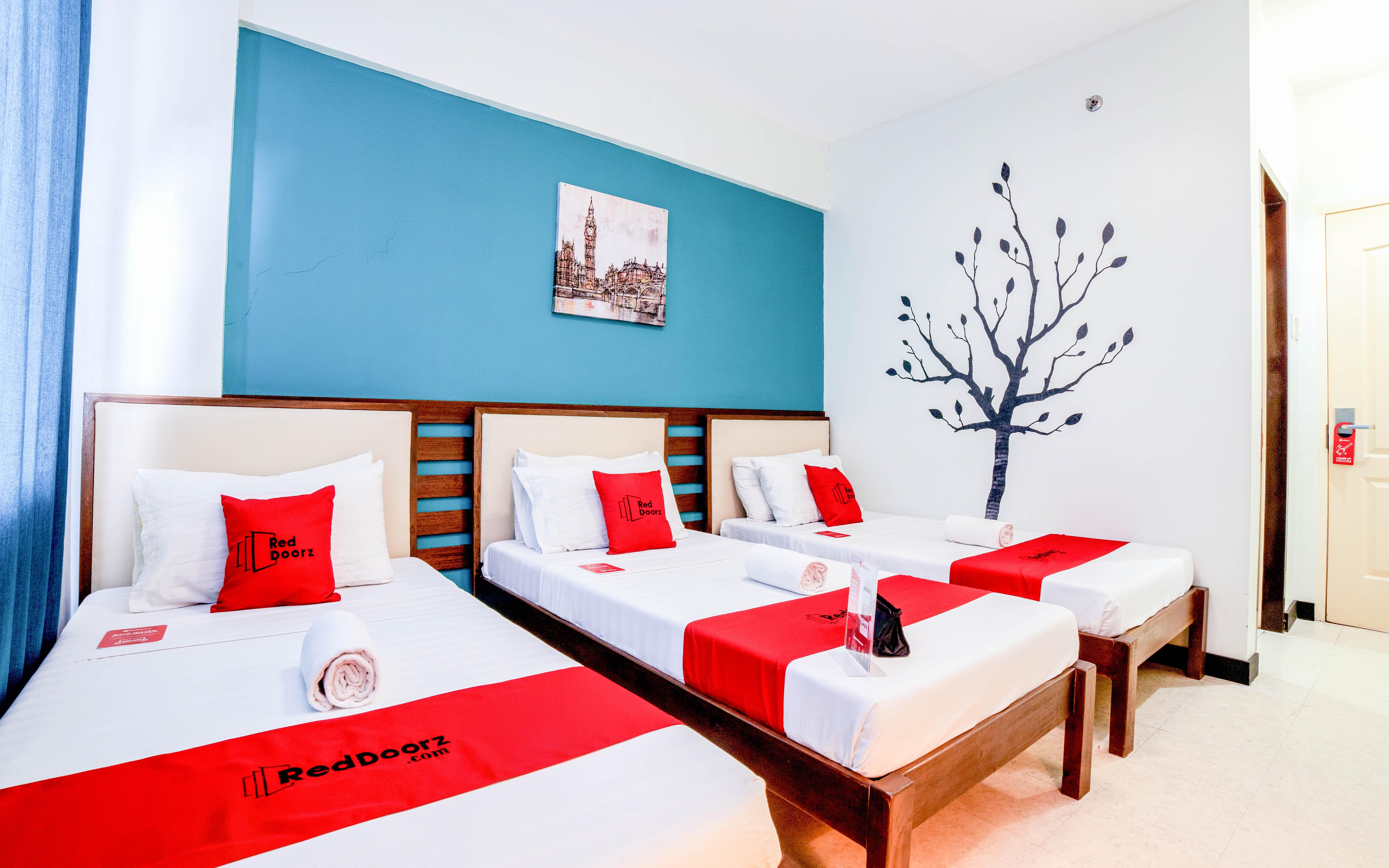 Reddoorz Plus Near Rizal Junction Пуэрто-Принцеса Экстерьер фото