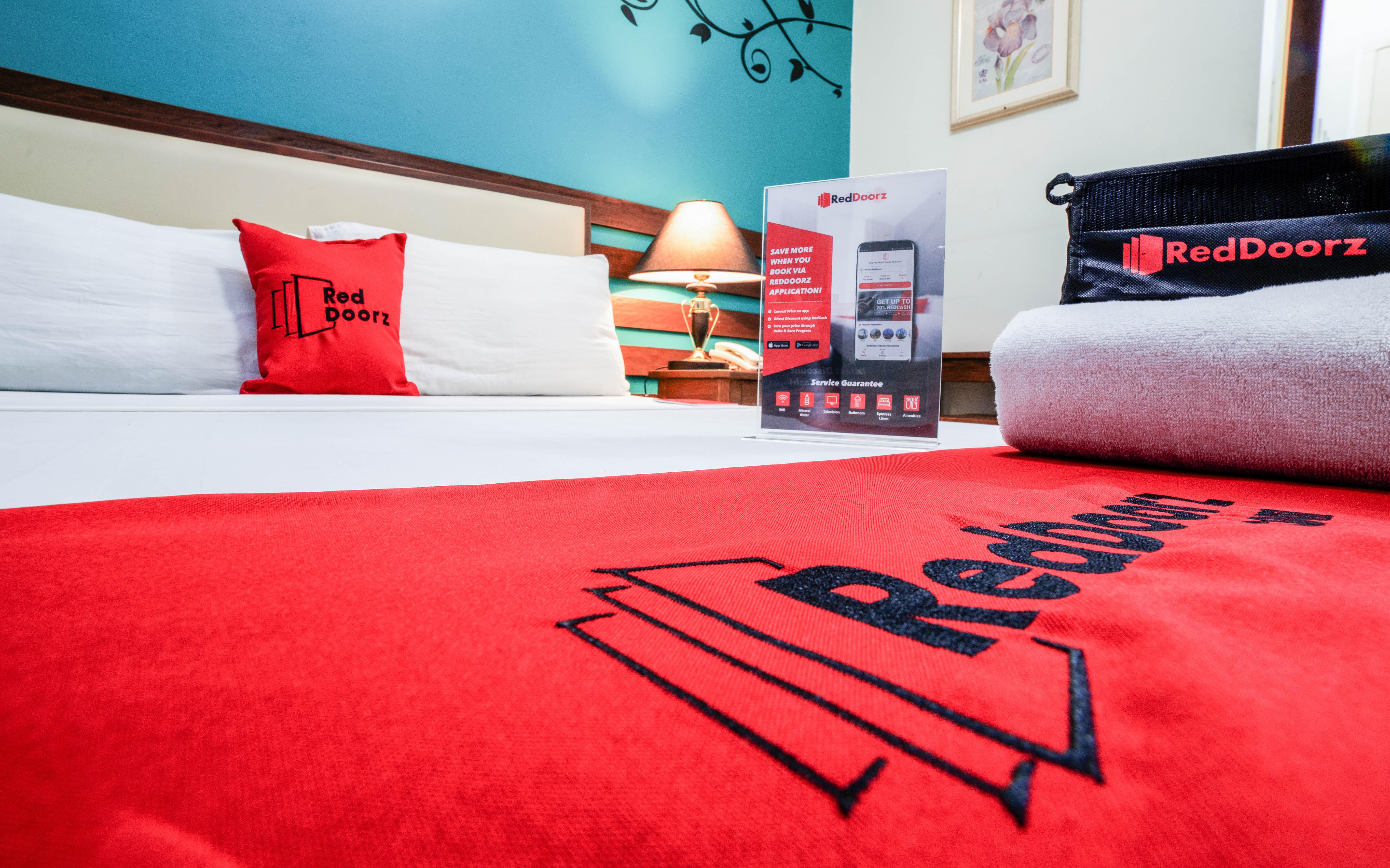 Reddoorz Plus Near Rizal Junction Пуэрто-Принцеса Экстерьер фото