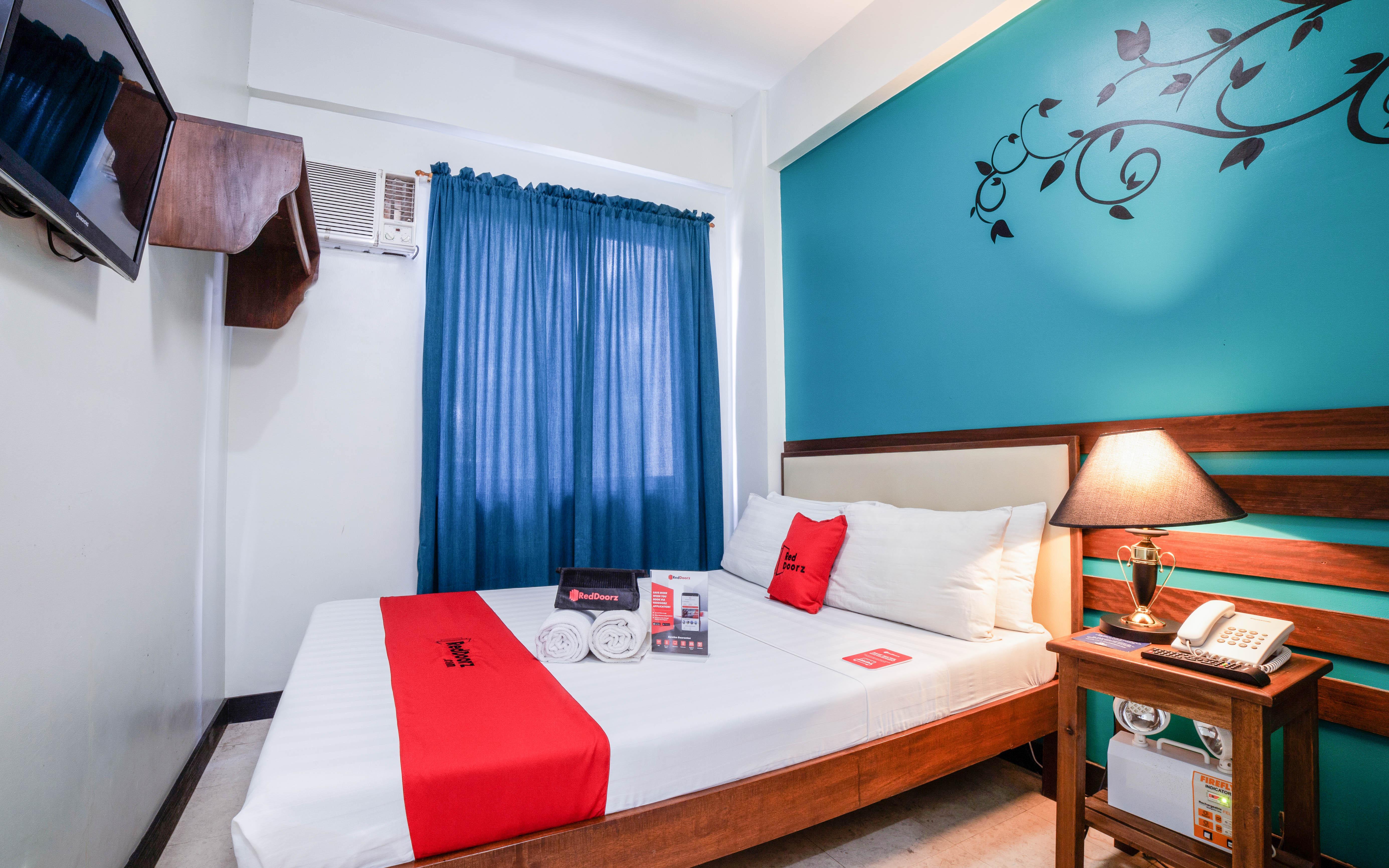 Reddoorz Plus Near Rizal Junction Пуэрто-Принцеса Экстерьер фото