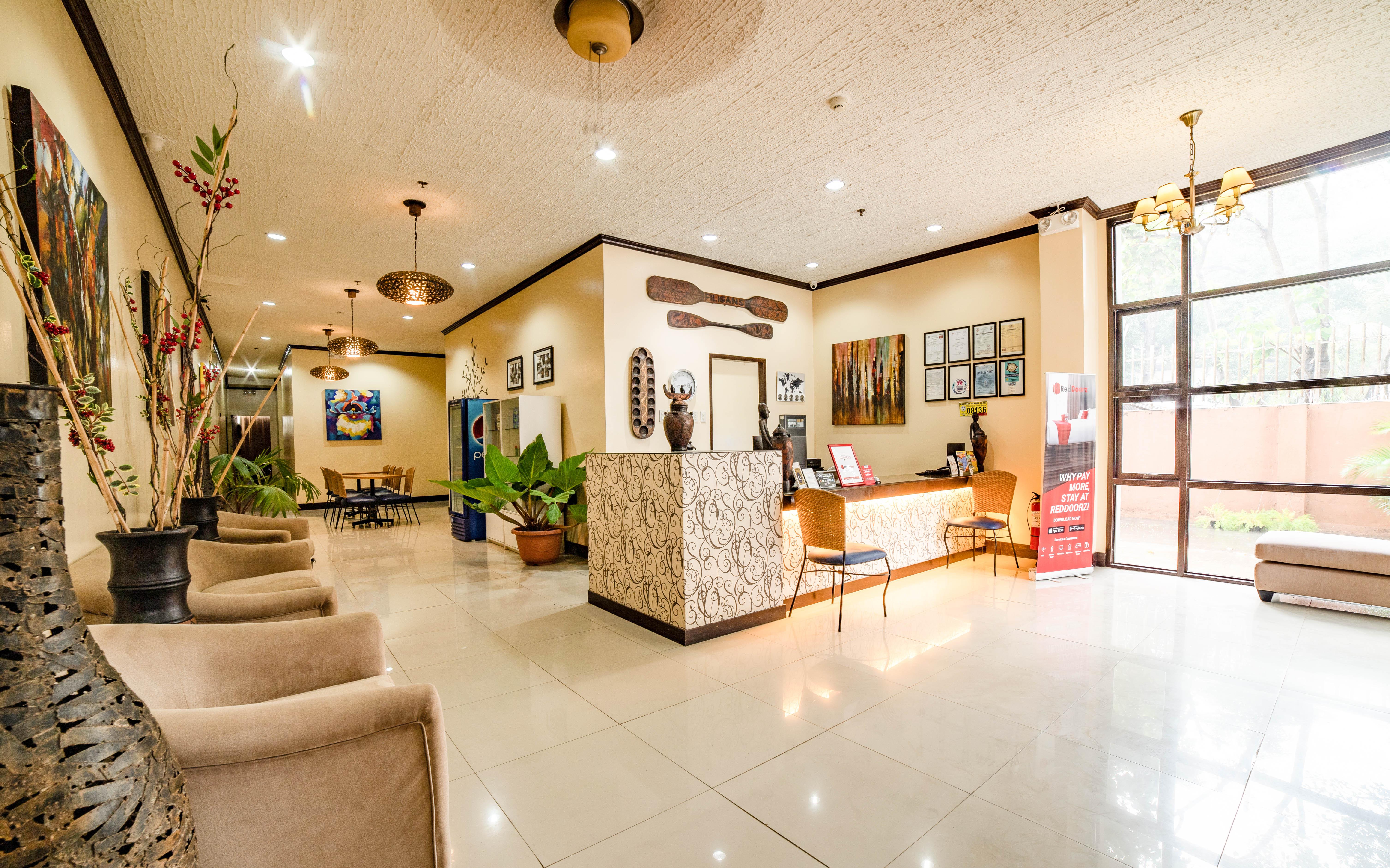 Reddoorz Plus Near Rizal Junction Пуэрто-Принцеса Экстерьер фото
