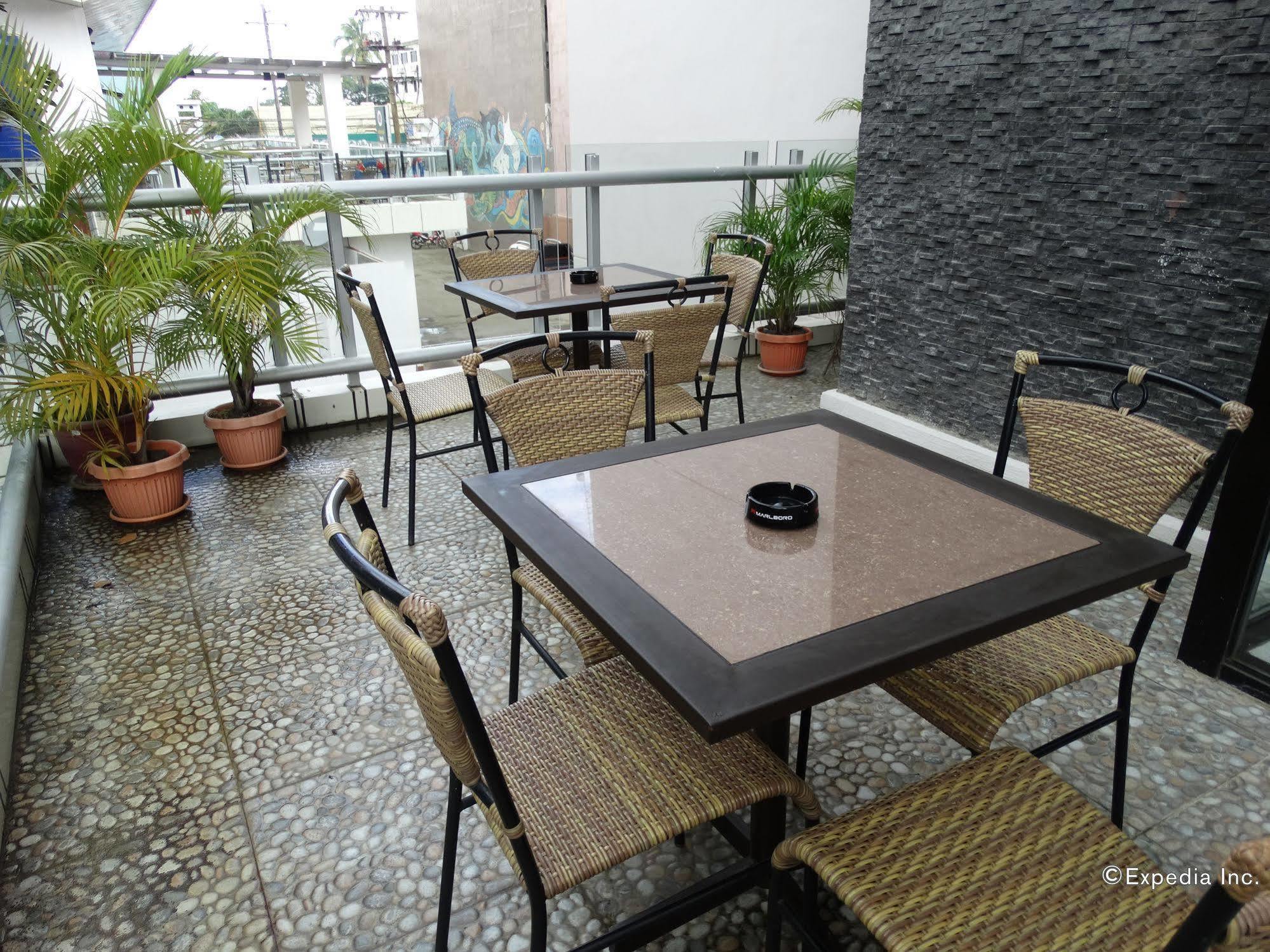 Reddoorz Plus Near Rizal Junction Пуэрто-Принцеса Экстерьер фото