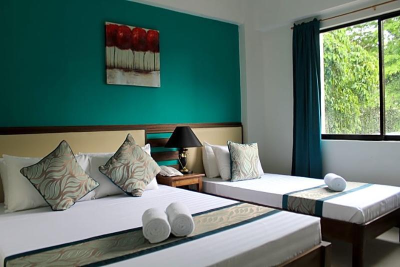 Reddoorz Plus Near Rizal Junction Пуэрто-Принцеса Экстерьер фото