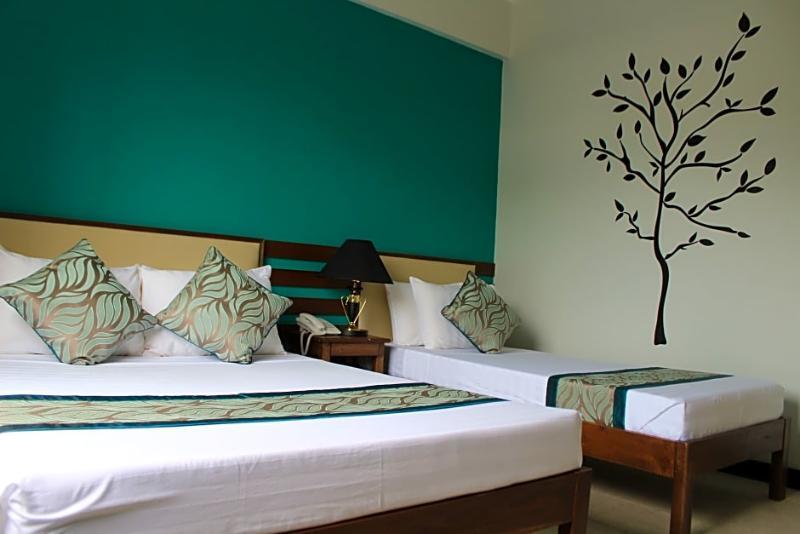 Reddoorz Plus Near Rizal Junction Пуэрто-Принцеса Экстерьер фото